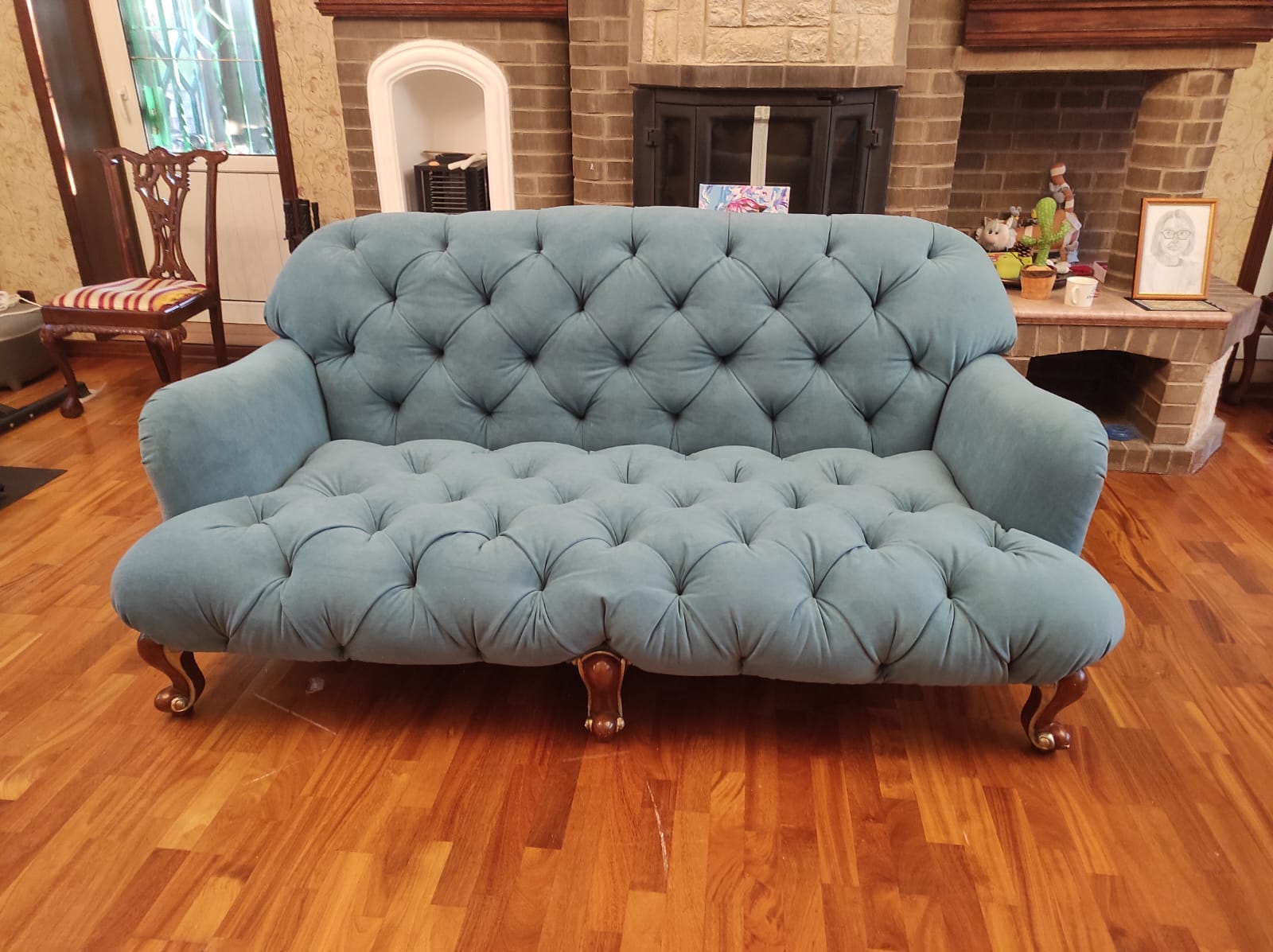 Обивка дивана. Новомичуринск